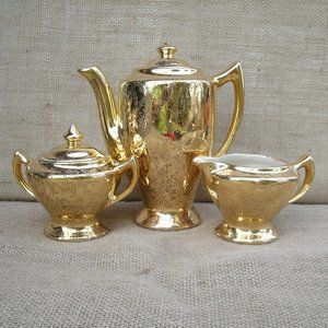 Vintage Pearl China Co.Teapot Sugar Creamer Set 22K Gold